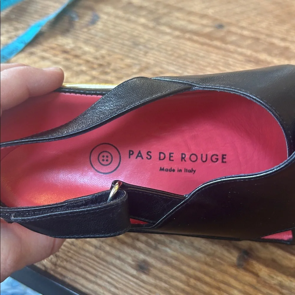 Pas de Rogue slingback sandals